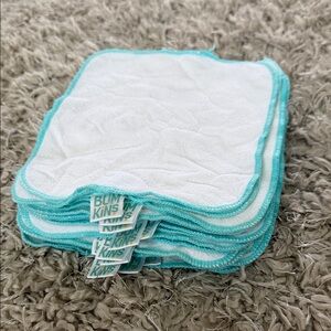 Bumkins reusable cloth wipes